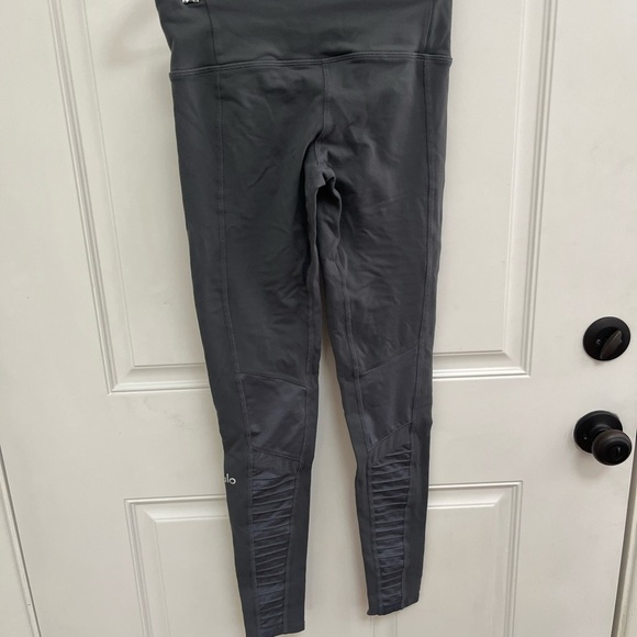 ALO Yoga Charcoal gray Ribbed moto Leggings size xxs - Picture 7 of 9